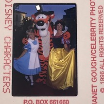 1996 Alice Tigger &amp; Snow White Disney Celebrity Color Photo Transparency Slide - £7.58 GBP