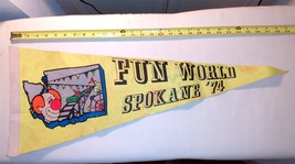 vintage Pennant Lot - Disneyland, Spokane, Busch Gardens - 60&#39;s 70&#39;s - £19.10 GBP