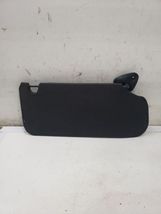 Passenger Sun Visor Without Illumination Fits 00-02 S10/S15/SONOMA 435705 - $434.62 MXN
