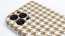 Fall Winter 21 Fashionable Patterned Cloth iPhone 12 (s) Case (Brown/White) - £10.39 GBP