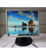Princeton L7ZA - 17&quot; TFT LCD Monitor with Stand, VGA cable and Power cord - $728.37 MXN