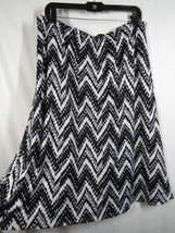 Valerie Stevens Women&#39;s Black White Chevron Print Pull On Midi Skirt Size XL - £7.89 GBP