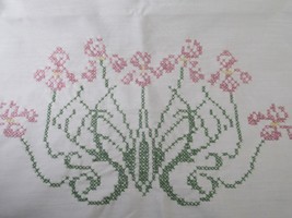 VINTAGE Cross Stitch Hand Stitched Table Runner Pink &amp; Green Cotton 15&quot; ... - £4.46 GBP