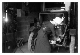 Lady Charging Her Eletric Car In Her Garage 1912 4X6 Historic Photo - £6.26 GBP