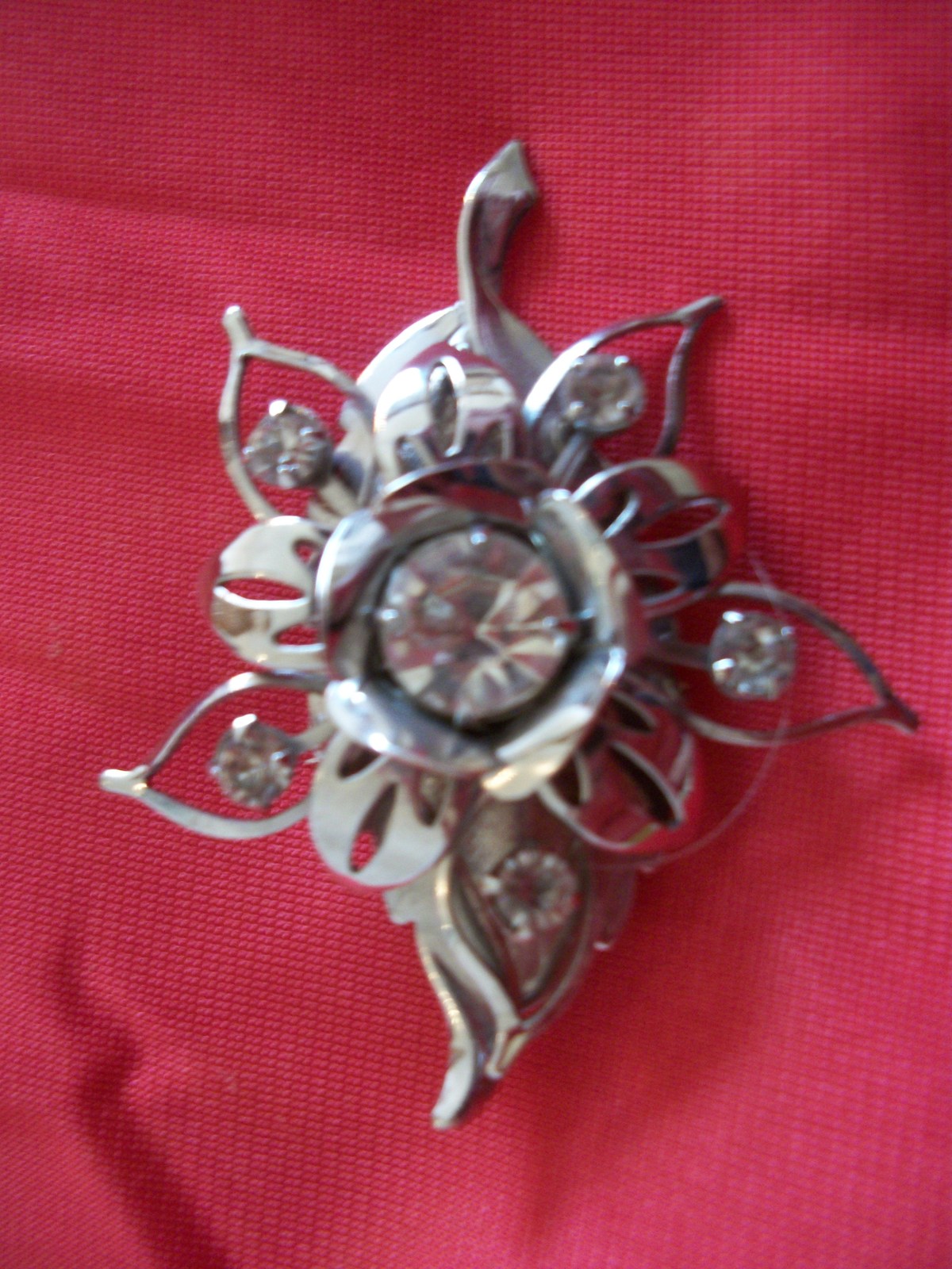 6 Pointed Large Brooch (#0294) - $59.99