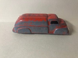 Vintage Tootsie Toy 4&quot; Ford Tanker Truck Orange Original - £7.23 GBP