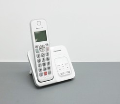Panasonic KX-TGD832W 6.0 Expandable Cordless Phone image 3