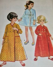 Vintage Mc Calls Pattern 8524 Child&#39;s Robe In 2 Versions Size 2 Or Size 4 ~ Rare! - £11.71 GBP
