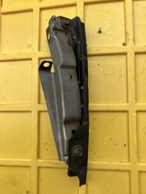 99-00 Honda Civic Sedan - Driver Left - Crash Bar Headlight Bracket Oem - $39.59