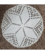 Vintage Hand Crochet Beige Doily 9 Inch Star Pattern Scallop Edge - €7,81 EUR