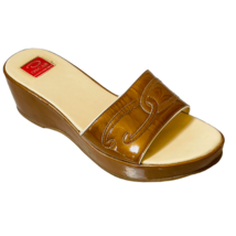 O an OSCAR de LARENTA Co. Shoes ALVA Wedge Slides Patent Carmel Women&#39;s 9M - £49.32 GBP