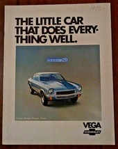 1972 Chevrolet Vega Vintage Color Sales Brochure - Revised - Great Original !! - £4.95 GBP