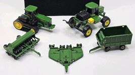John Deere Ertl Diecast Lot Of 5 1:64 Tractor Set 4710 9420T Grain Drill... - $41.86 CAD