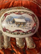 Heritage House Sweet &#39;O Come All Ye Faithful&#39;  Porcelain Music Box 1991 - £7.78 GBP