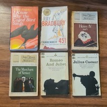 Lot Of 6 Book Lot: Shakespeare, Maya Angelou, Ray Bradbury - $402.59 MXN