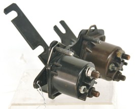 1999-2003 Ford F250 F350 7.3L Glow Plug Solenoid Bracket &amp; Solenoids OEM 6064 - £61.91 GBP