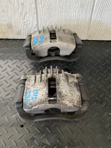 OEM 1998-02 Chevrolet S10 Blazer Jimmy Rear Set Brake Calipers x2 - $64.58