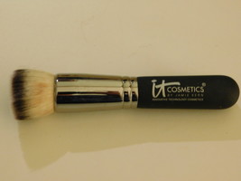 It Cosmetics Heavenly Luxe Flat Top Buffing Foundation Brush - £15.79 GBP