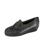  24 HOUR COMFORT Brenda Wide Width Moccasin Design Woven Leather Shoes  - $39.95