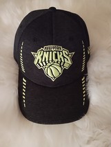 New Era New York Knicks Black Baseball Cap Adjustable Bright Green Logo - £9.25 GBP