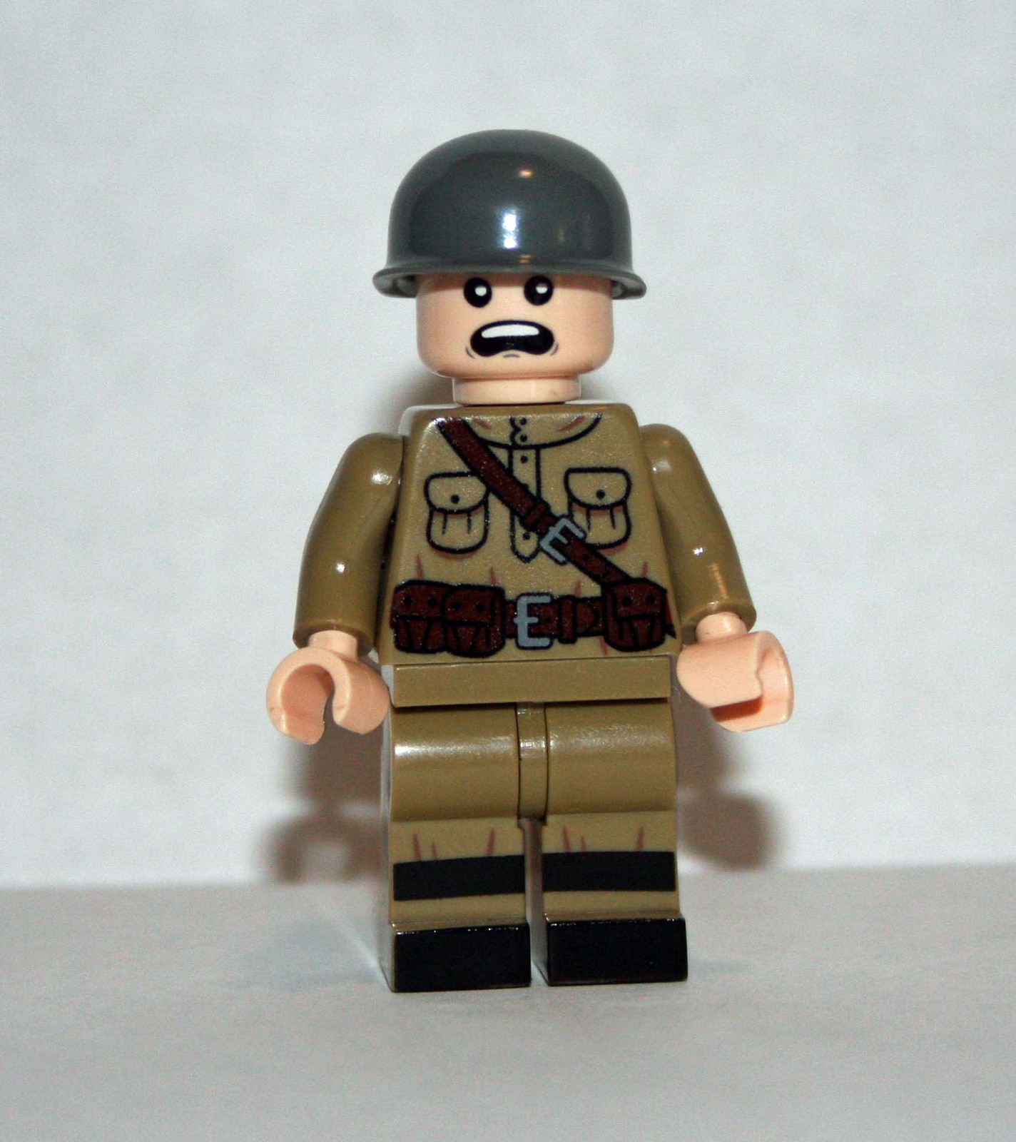 Minifigure Russian Army Ww2 Soldier US Seller - $5.98