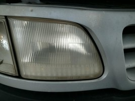 Passenger Headlight Heritage Fits 97-04 FORD F150 PICKUP 104861259 - $81.81