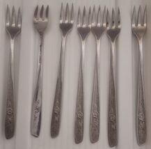 Lot Of 7 Relish/ Seafood Forks Oneida Wm A Rogers Stainless Olive Pickle - $15.00