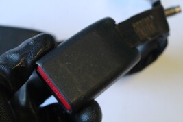 2008-2014 SUBARU WRX IMPREZA CENTER REAR SEAT BELT BUCKLE K2938 image 11