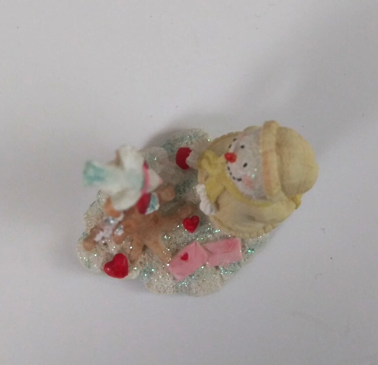 Russ Ice Sculptures Someone Loves You #21142 Mini Collectible Snowman Figurine Item image 6
