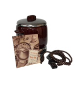 West Bend Old Fashioned Bean Pot Ceramic Electrical Hot Plate With Lid 1952 - $560.64 MXN