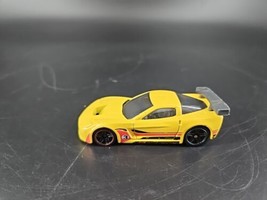 2020 HOT WHEELS CHEVY CORVETTE C6-R #3 YELLOW 1:64 DIECAST RACE CAR W/ R... - $7.66