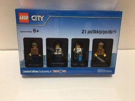 Lego City Workers Limited Edition Toys R Us Exclusive 4 Figures 21 Piece Set Mib - £14.97 GBP