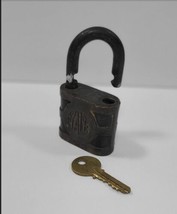 YALE Rusted Brass Paddle Lock and Key - £47.57 GBP