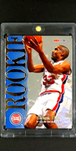 1995 1995-96 NBA Hoops Skybox #322 Grant Hill HOF RC Rookie Detroit Pistons Card - £5.33 GBP