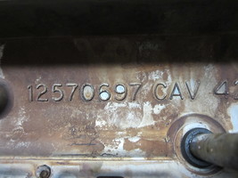 Right Valve Cover For 07-08 GMC Yukon  5.3 12570697 - $51.93