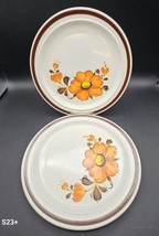 Set Of 2 VTG 1970s VALENCIA Stoneware Orange Flower Floral Dinner Plates Japan - $24.16