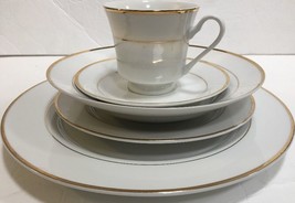 Gibson Designs ANNIVERSARY GOLDEN 5 Piece Place Setting Service for 1 - £18.20 GBP