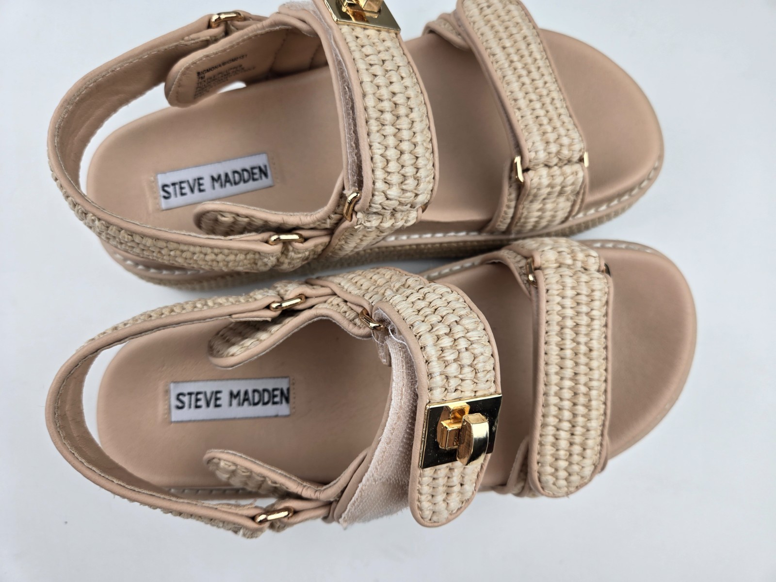 Steve Madden Women's Bigmona Sandal, size 7 Item image 4