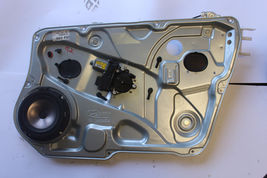2009-14 HYUNDAI GENESIS SEDAN FRONT RIGHT DOOR INNER PLATE PANEL MOTOR image 2