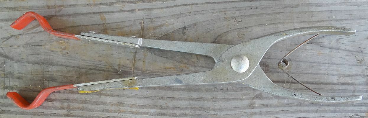 OSBORN OG-297-1 PLIER DESIGNED TO PICK UP 1&quot; BUSHINGS - $19.99
