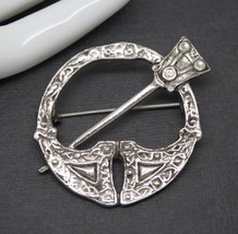 Vintage Signed Celtic Scottish Penannular Silver Pewter BROOCH Kilt Jewellery - £14.65 GBP