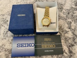 Mens Seiko Kinetic 5M42-0A19 Skeleton Back Watch Gold Tone Needs Repaired W Box - £50.48 GBP