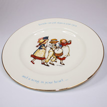 Vintage 1976 Holly Hobbie Freedom Series Collector&#39;s Plate Commemorative Edition - $11.18