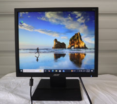 Acer V176L 17&quot; LED LCD Monitor with Stand, VGA cable &amp; Power cord - $742.39 MXN