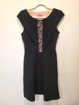 Betsey Johnson Women&#39;s Dress Size 8 Black Midi Lined Lace Knit - $594.91 MXN