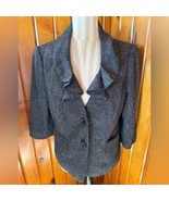 The Limited ruffle collared suit jacket size L - $722.26 MXN