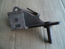 440 SIX PACK THROTTLE BRACKET,CUDA,CHALLENGER,CHARGER,GTX - $755.84 MXN