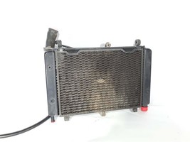 Radiator And Fan OEM 2001 Yamaha FZS1000 - $1,441.14 MXN