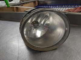 Right Fog Lamp Assembly From 2004 Nissan Titan  5.6 - $73.95