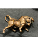 Old Vintage Cast Metal Brass Charging Bull Animal Statue Figure Art Scul... - $2,908.28 MXN